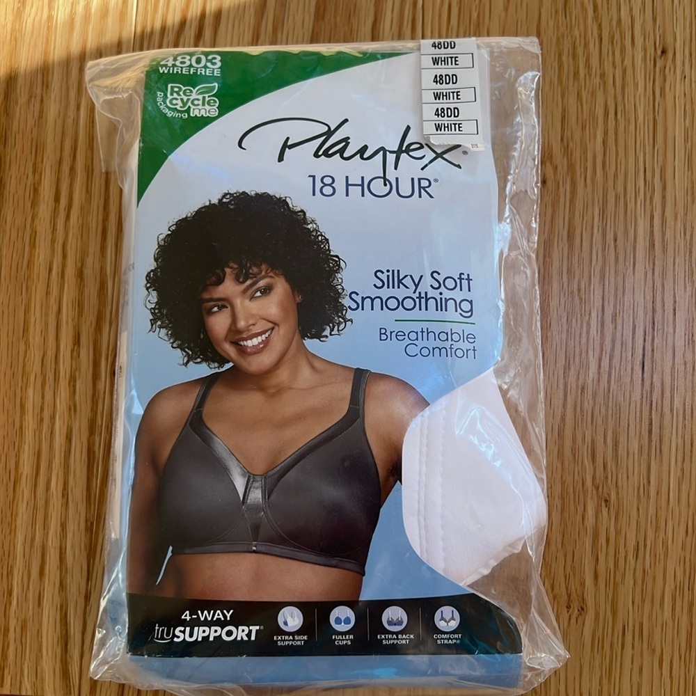 New! Playtex 48 DD white wire free bra.
